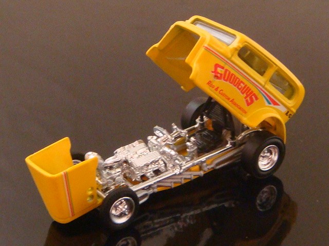 Good Guys Rod & Custom 1932 Ford Vicky Flathead V8 Dragster 1/64 Scale Ltd Edt U