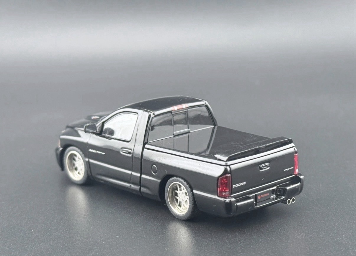 SHOOM64 2003 Dodge Ram SRT-10 Pickup Black 1/64