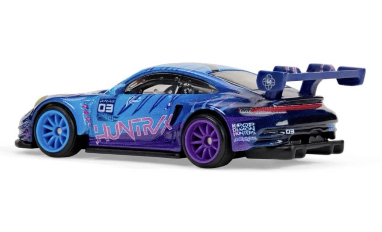 Hot Wheels K-POP Demon Hunters Porsche 911 GT3 R 1:64 Presale