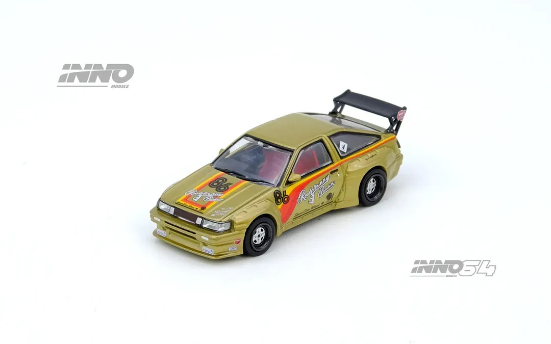 Inno64 1:64 Toyota Corolla AE86 Levin Pandem Rocket Bunny – Gold