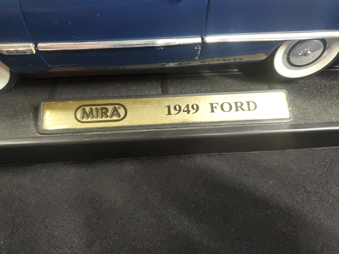 1/18 Mira Golden Line 1949 Ford Custom Convertible Blue W/ Baseplate See Pics **