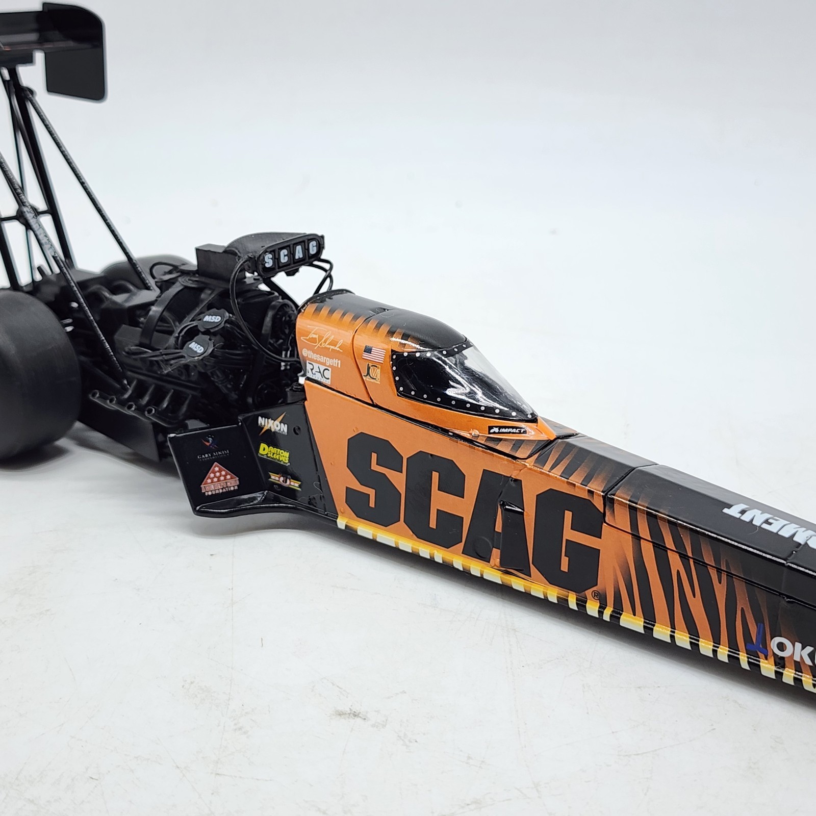 23D RC2 AutoWorld Tony Schumacher SCAG Equipment 2023 NHRA Topfuel Dragster 1/24