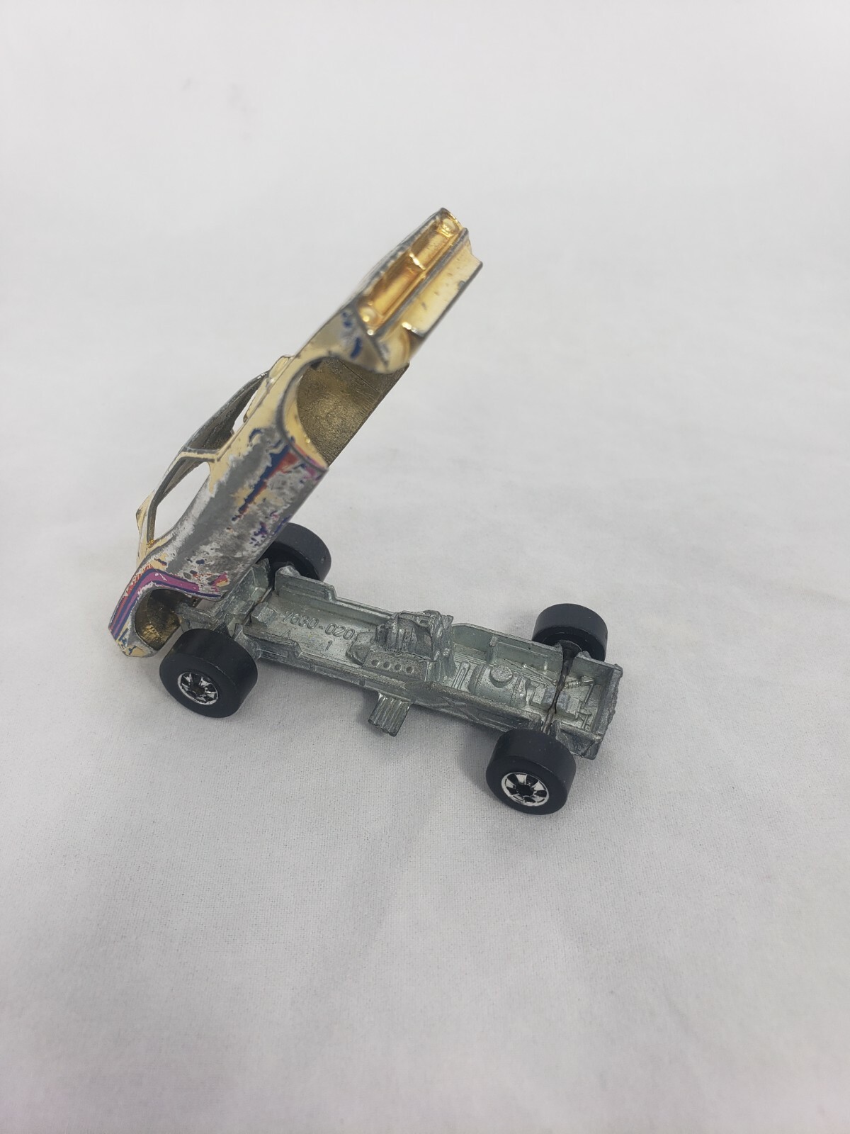 Lot of 3 Vintage Hotwheels. 1969 – 1975 Hemi Hauler, Redline, Rock Buster