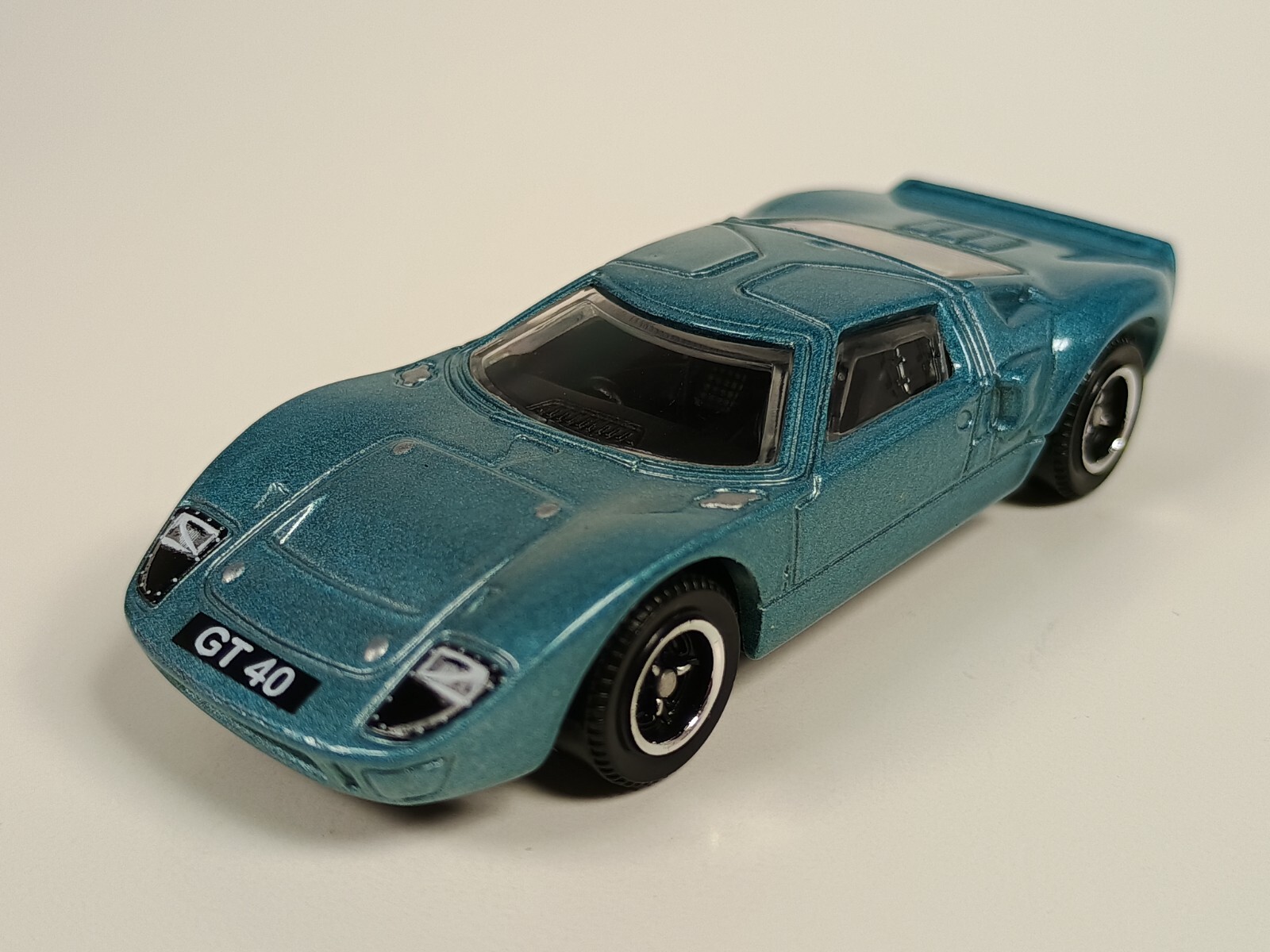 Ford GT40 Matchbox 2024 Highway Speeders Metalflake Light Blue 1:64 Loose