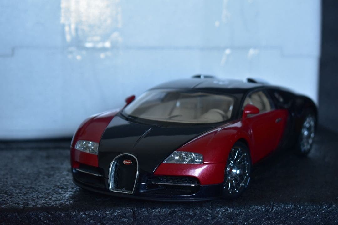 AUTOart 1/18 Bugatti Veyron EB 16.4 Full Detail Movable Rear Wing Diecast Mint
