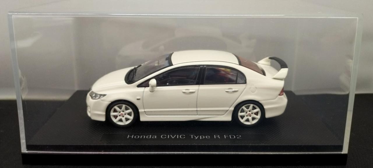 EBBRO HONDA CIVIC TYPE R FD2 WHITE 559332