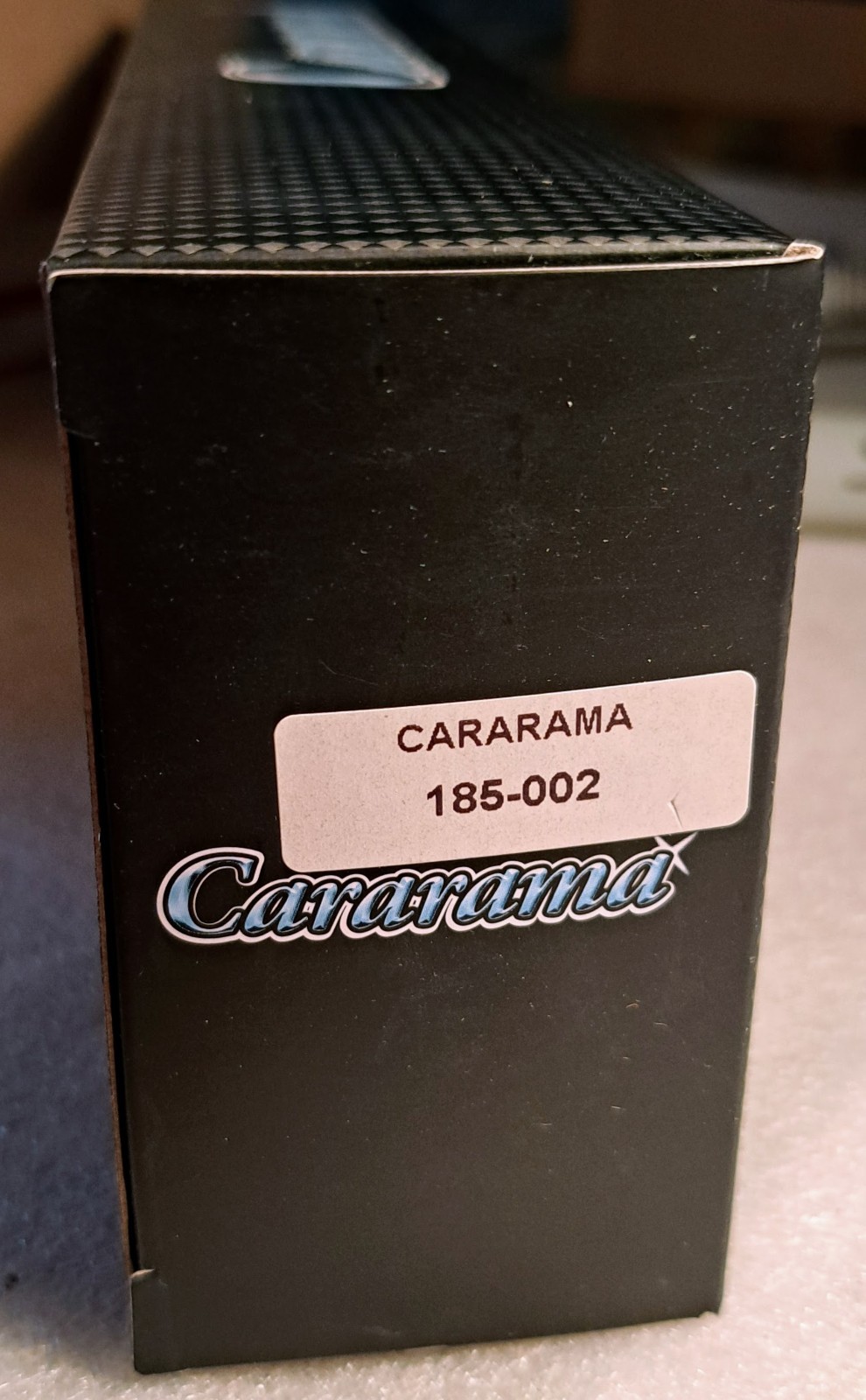HO – Cararama 185-002 Volvo FH12 w/ Lowboy Trailer & Volvo EC210 Excavator – NIP