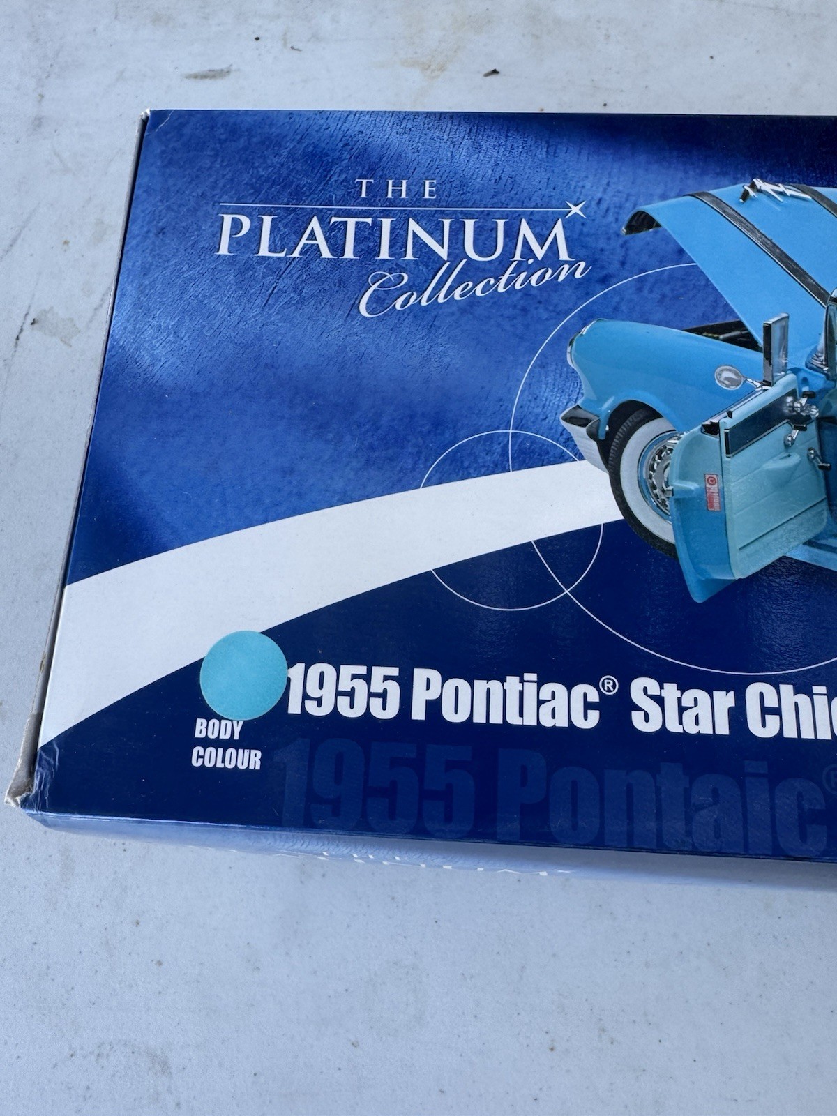 Sun Star 5041 1955 PONTIAC STAR CHIEF HARD TOP Castle Gray/ Nautilus Blue