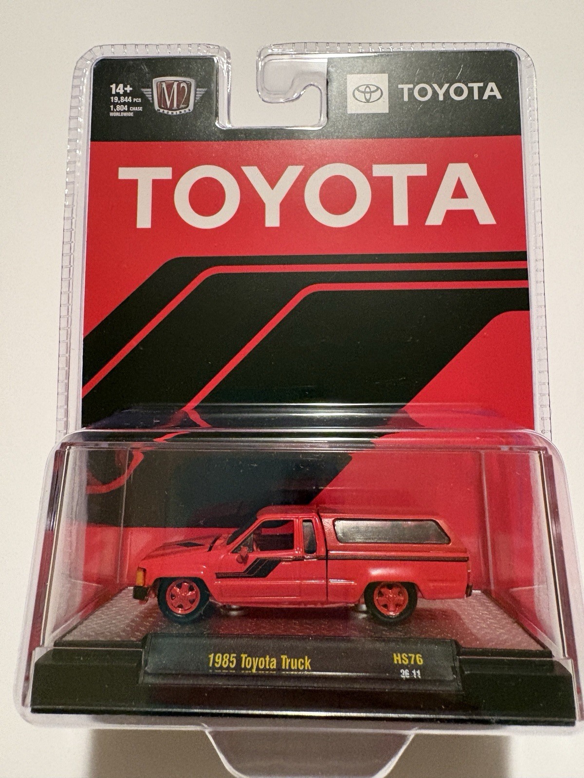 M2 Machines 1985 Toyota Truck HS76 Red Chase w/ Camper Shell 1:64 Diecast