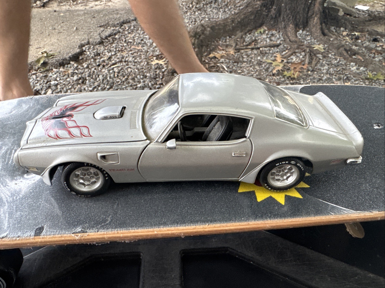 1:18 ERTL 1973 PONTIAC FIREBIRD SILVER / BLACK [NO BOX]
