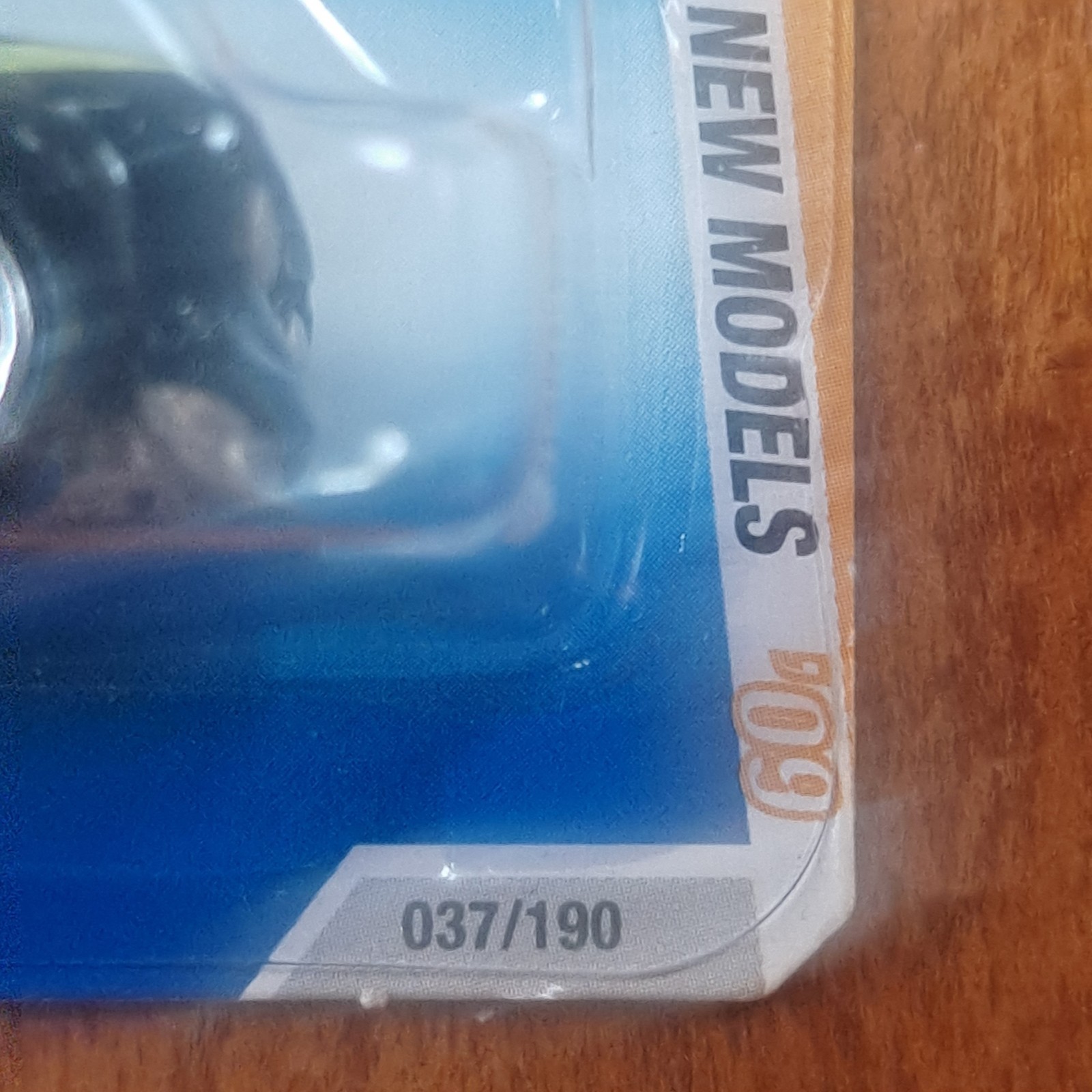 Hot Wheels #37 New Models 37/42 DATSUN BLUEBIRD 510 Black 2009