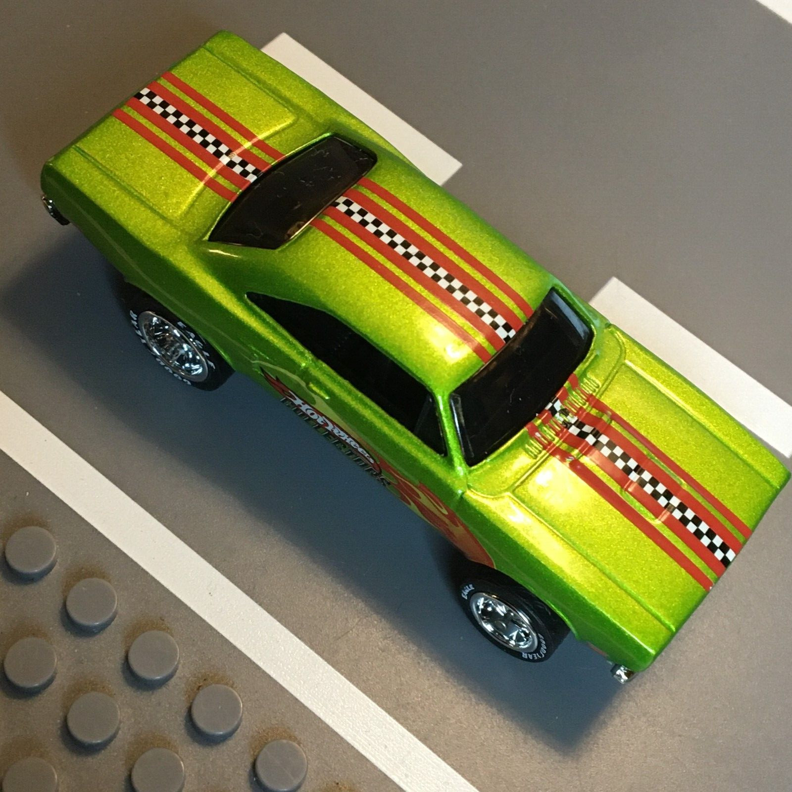Hot Wheels Wastelanders ’70 Plymouth Road Runner CUSTOM Real Riders Wheel Swap