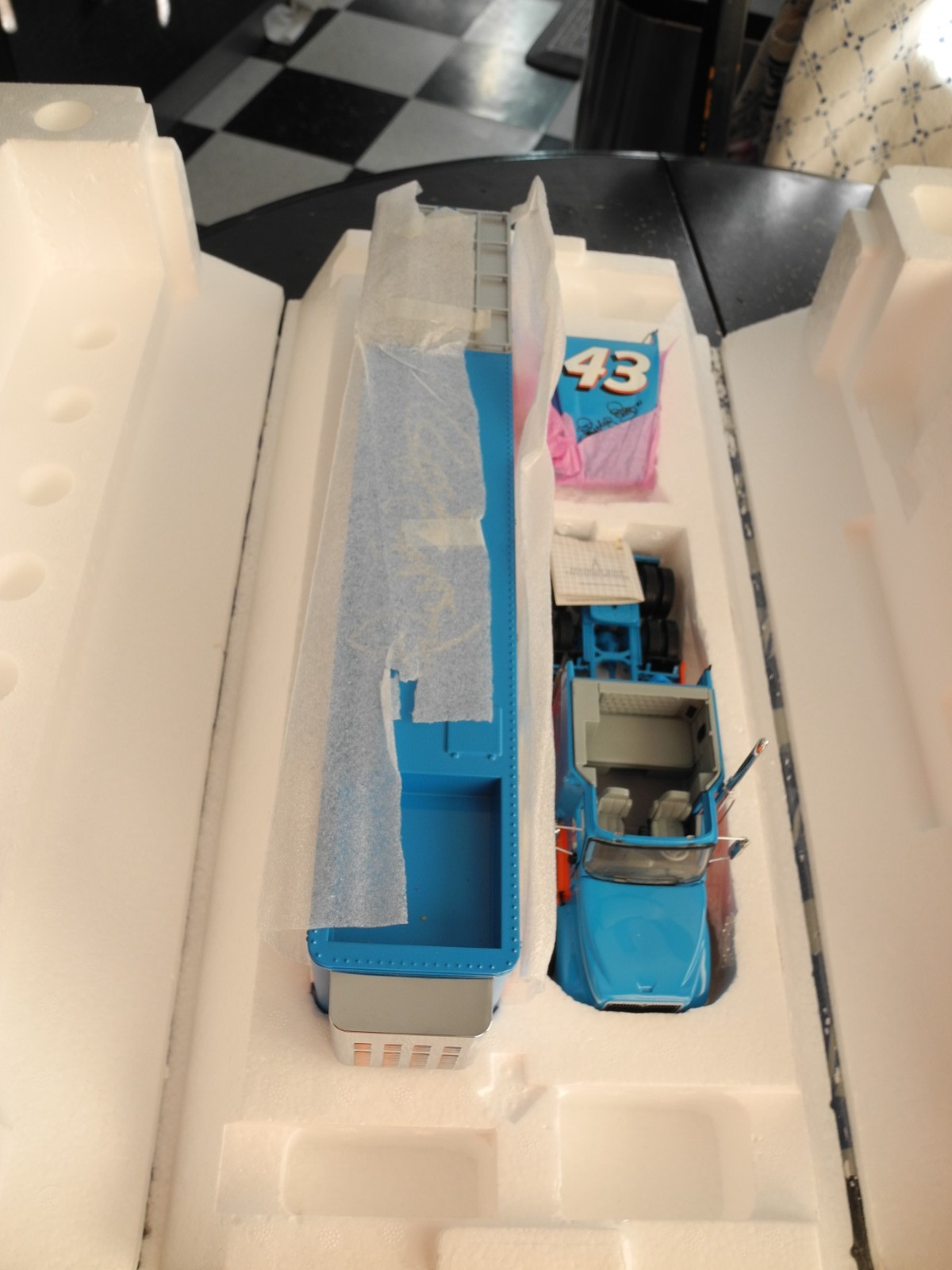 Collectors DREAM Franklin Mint Richard Petty TRUCKS, Signed Originals, PERFECT