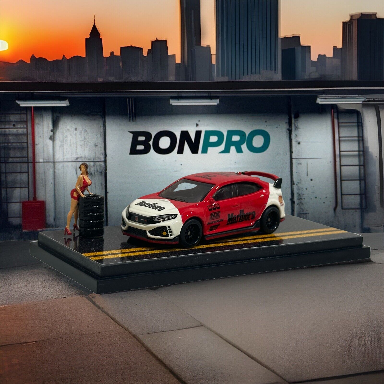 🔥🔥HOT WHEELS CUSTOM HONDA CIVIC TYPE R – MARLBORO W/ ACRYLIC CASE & FIGURE ++