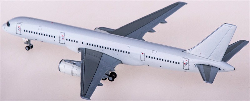 for JC Wings for Boeing 757-200 for RR Engine Blank 1:400 Aircraft Model