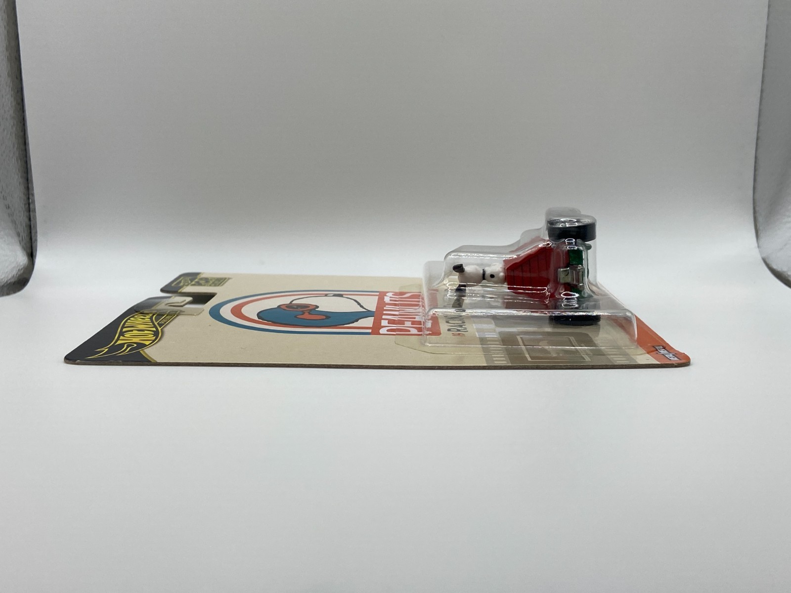 Hot Wheels Premium Pop Culture Peanuts Snoopy