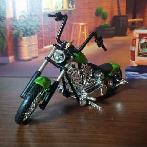 Mini Car 1/18 Green Muscle Machines West Coast Choppers Not specified