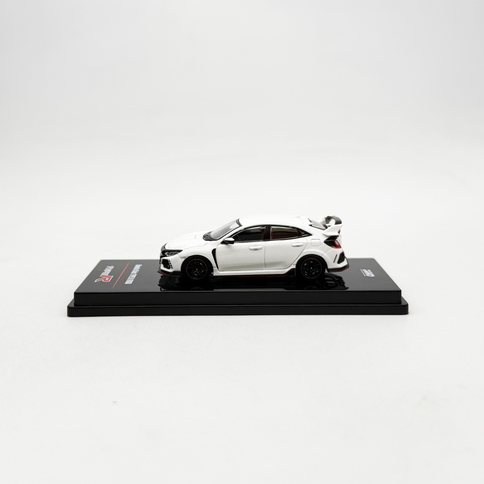 INNO64 1:64 Honda Civic Type R FK8 White