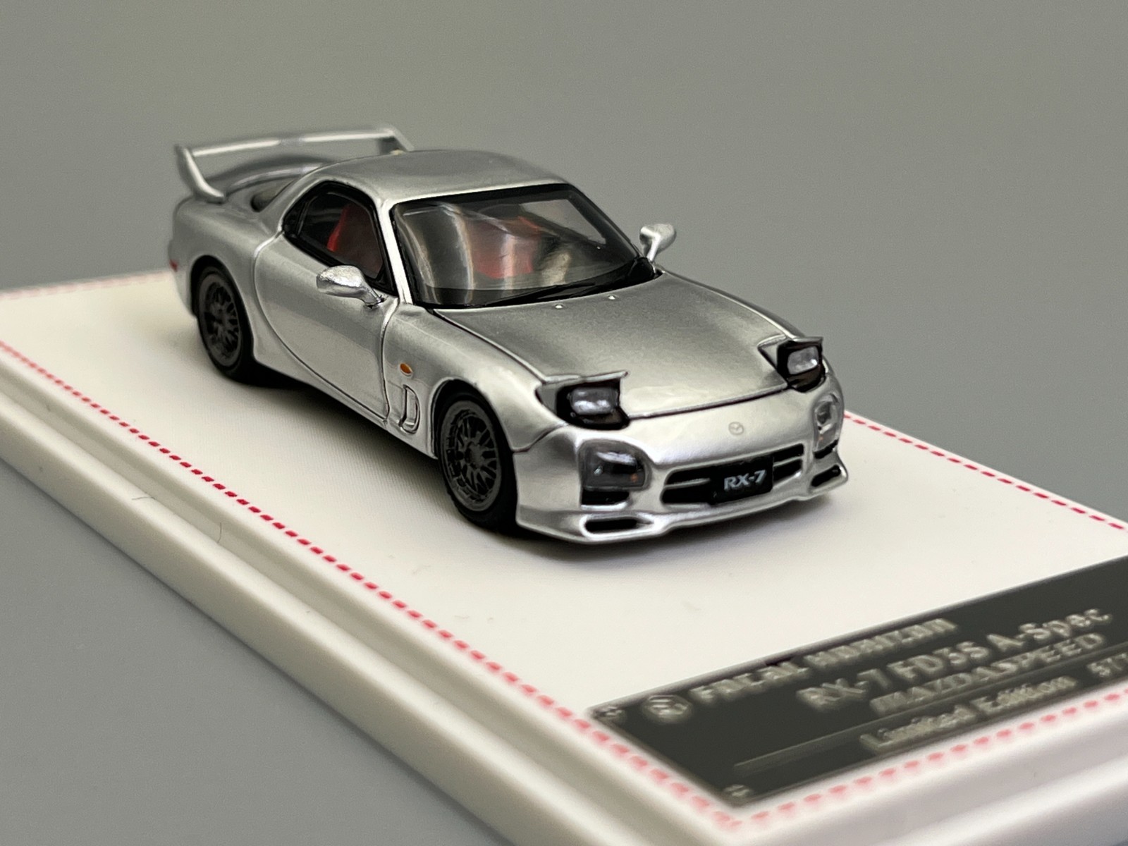 Mazda RX-7 FD3S A-Spec Mazdaspeed Silver Focal Horizon 1/64 scale with case