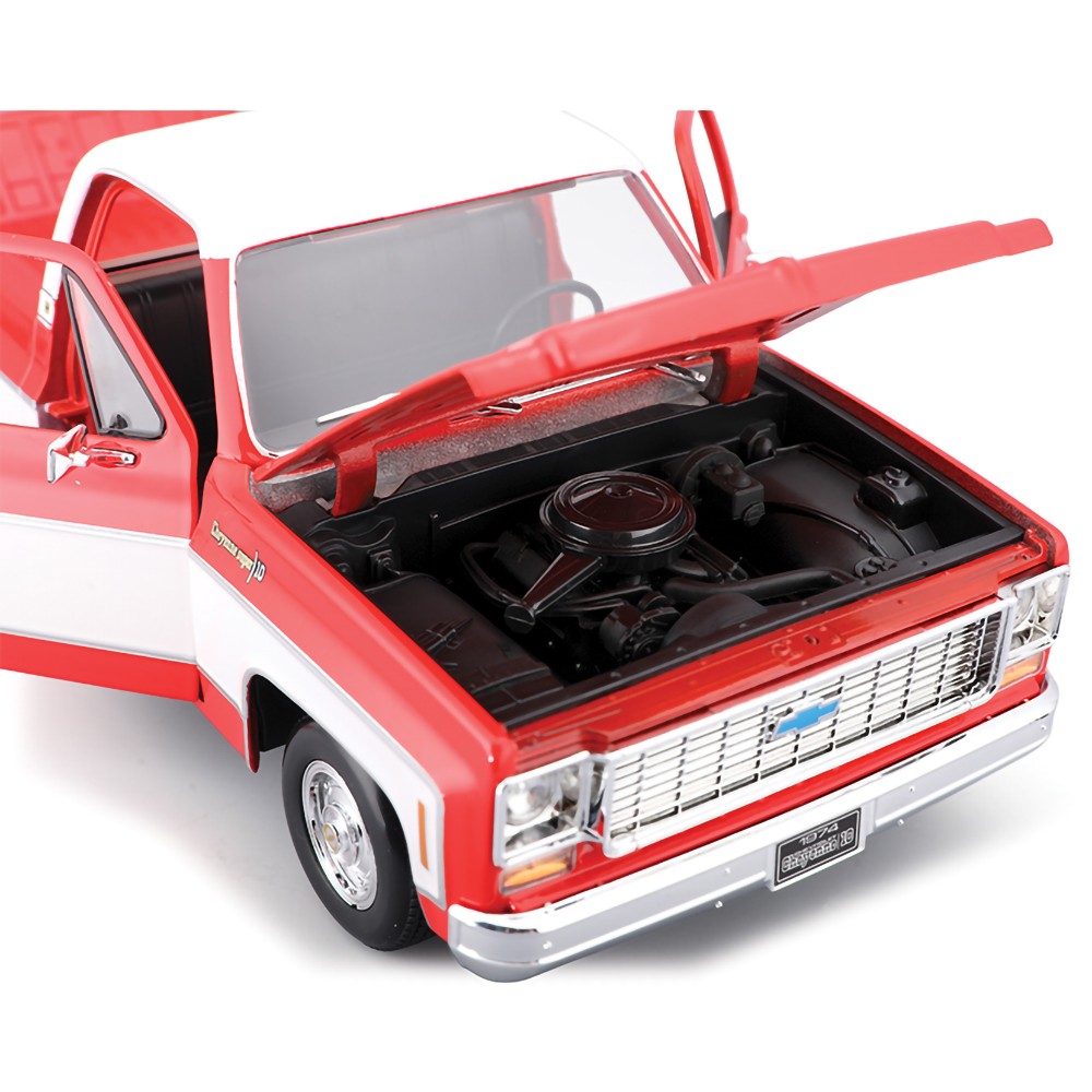 1974 Chevrolet C10 Cheyenne Super – Red/White