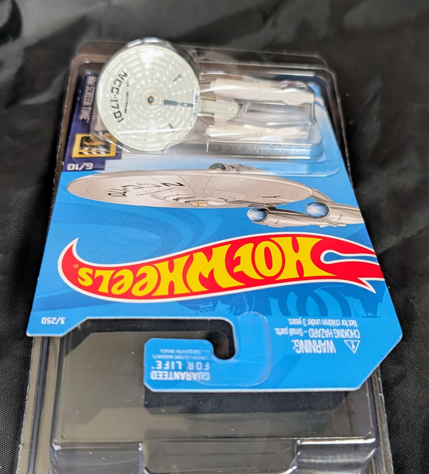 Hot Wheels Star Trek USS Enterprise NCC-1701 White With Stand And Protector Case