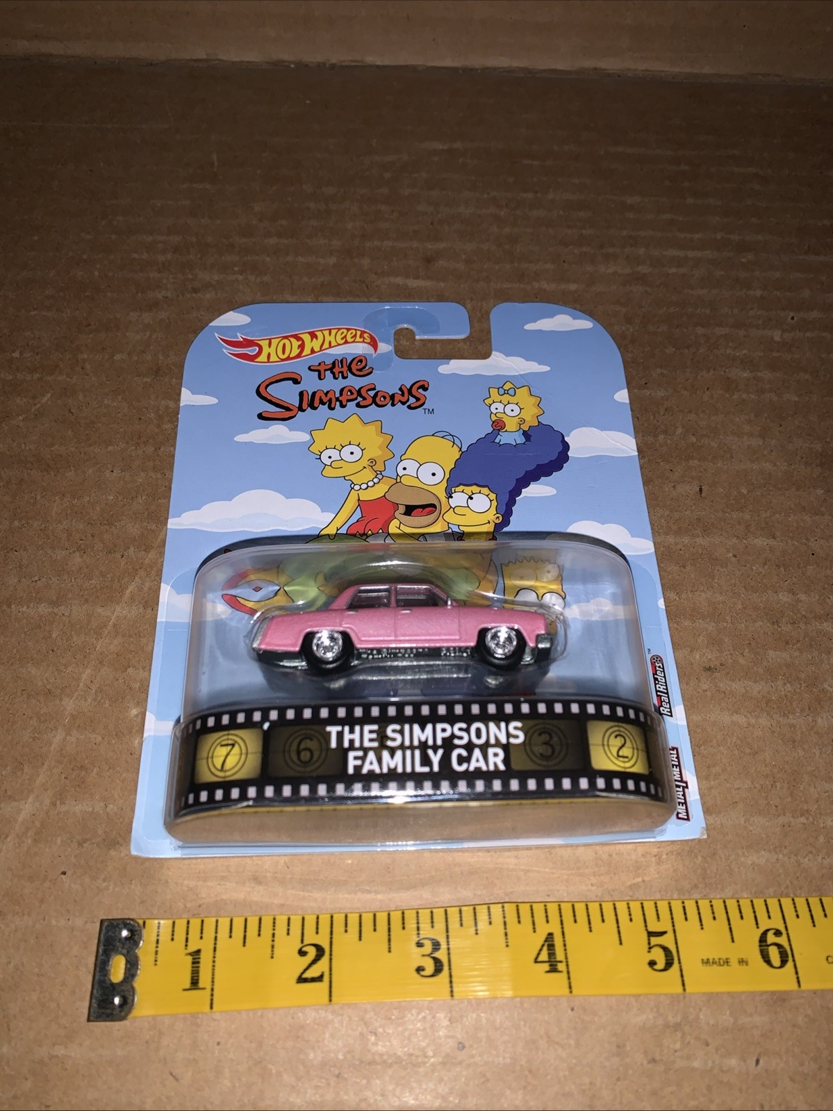 2017 Hot Wheels Real Riders The Simpsons Family Car New