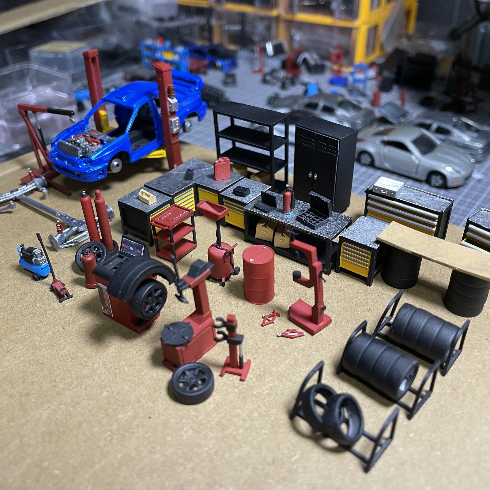 Diorama 1/64 Diecast Car Garage Model Set Repair Workshop Display Accessory Prop