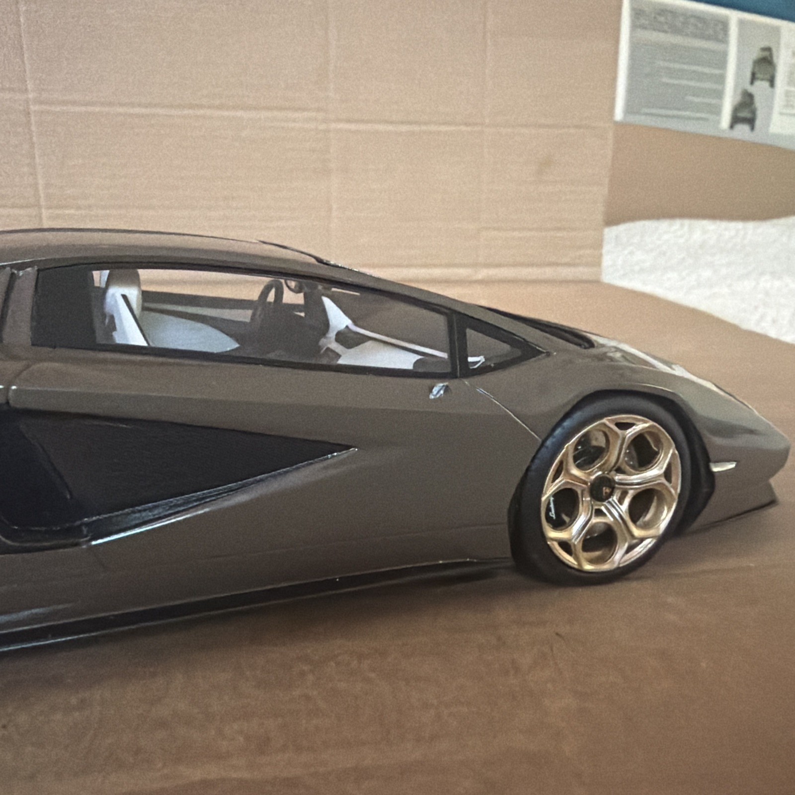 1:18 Lamborghini Countach LP800-4 Dark Bronze TopSpeed Resin Model Rare Read