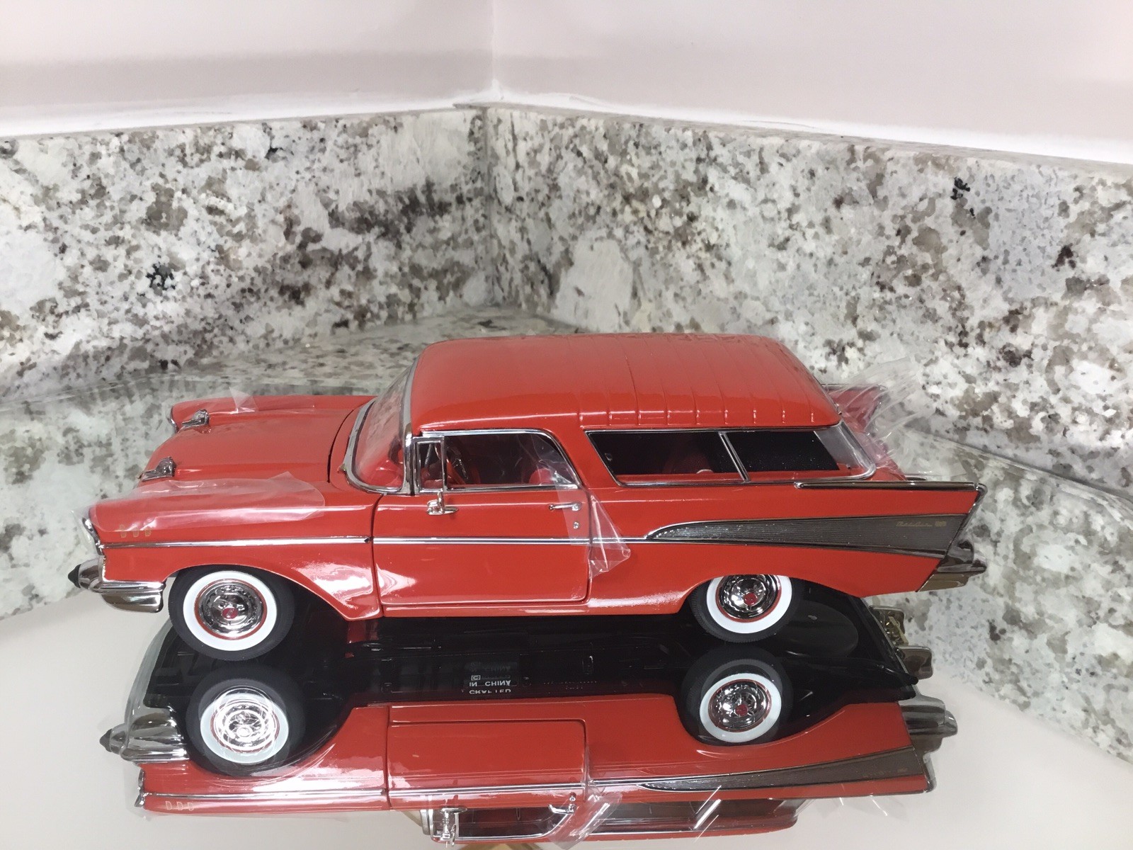 Danbury Mint 1957 Chevrolet Nomad Station Wagon 1/24 “BNIB” Complete