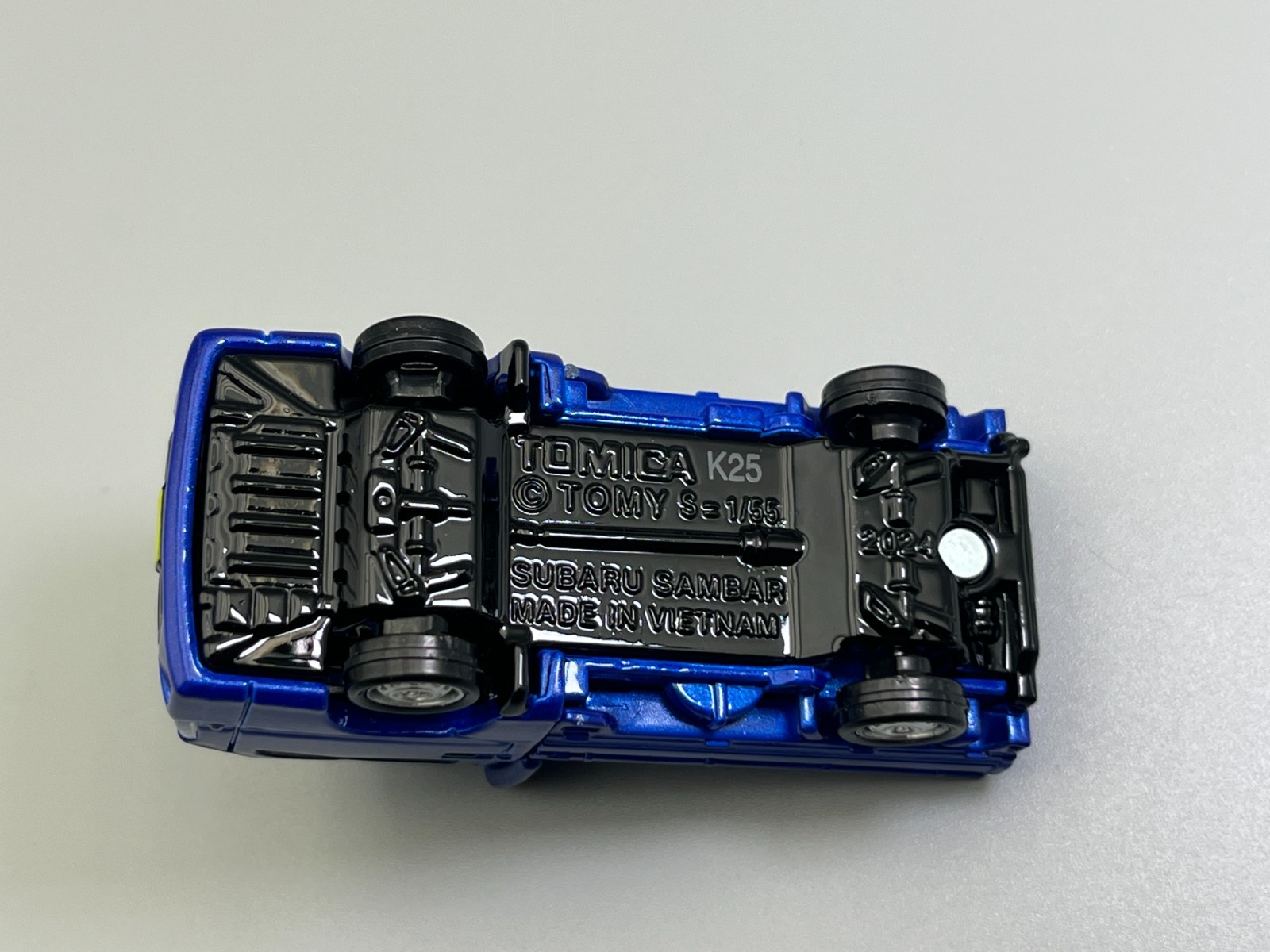 Subaru Sambar Kei Truck Blue Tomica Premium #27 1/55 scale