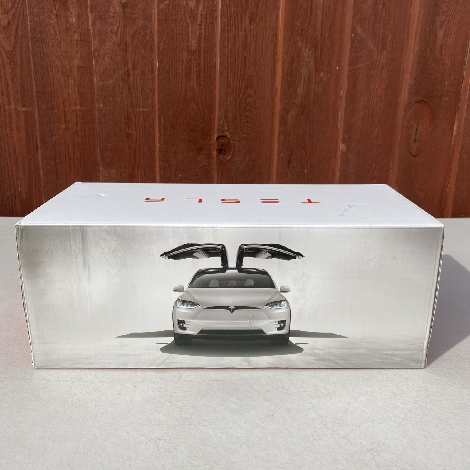 Tesla Model x P100D Metallic Grey 1/18 Scale Diecast Model – Dealer Edition New