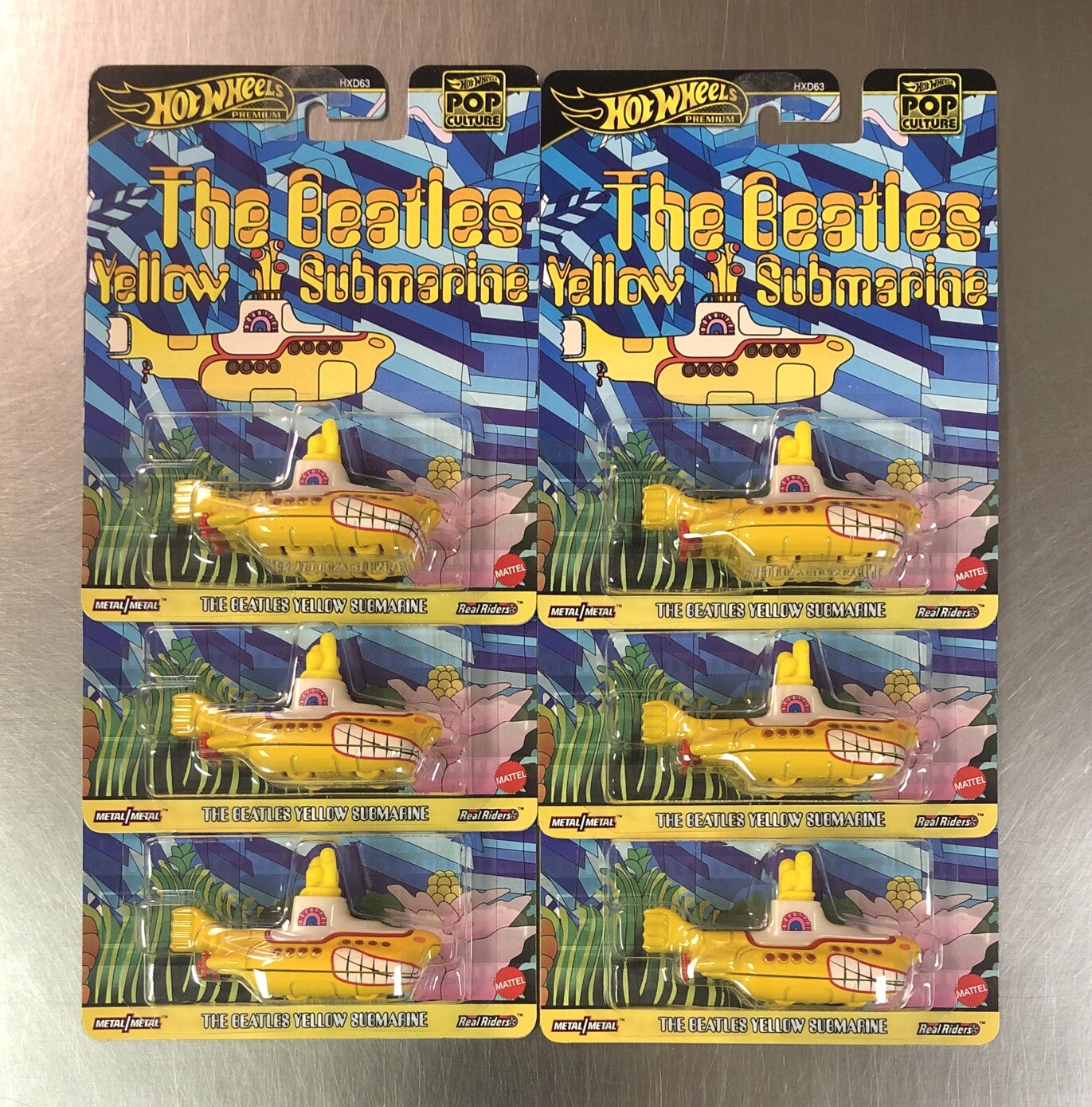 HOT WHEELS PREMIUM POP CULTURE THE BEATLES YELLOW SUBMARINE ( LOT OF 6 )