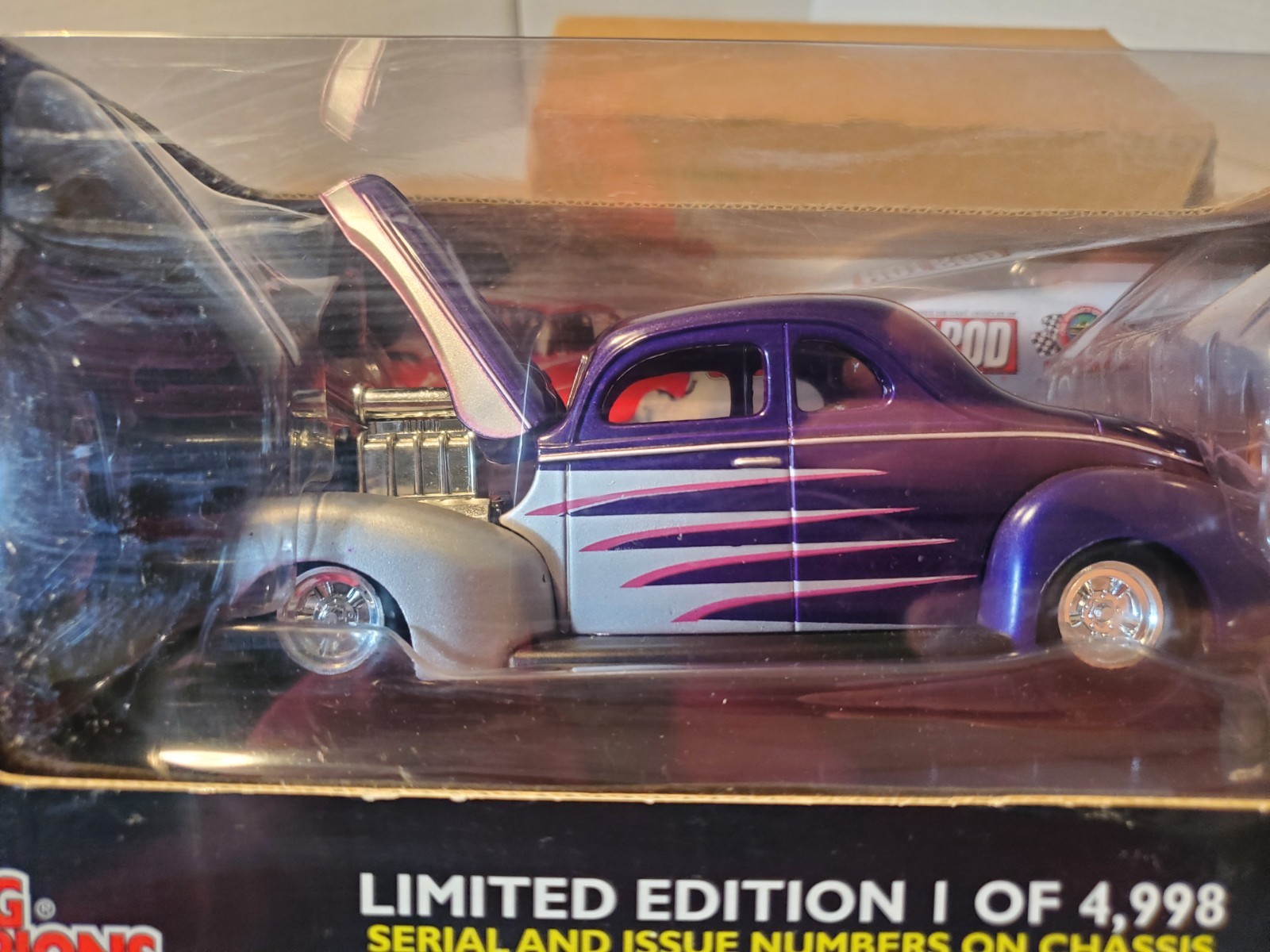 1998 Racing Champions Hot Rod Issue #39 1940 Ford Coupe 1:24 LE Purple & Silver