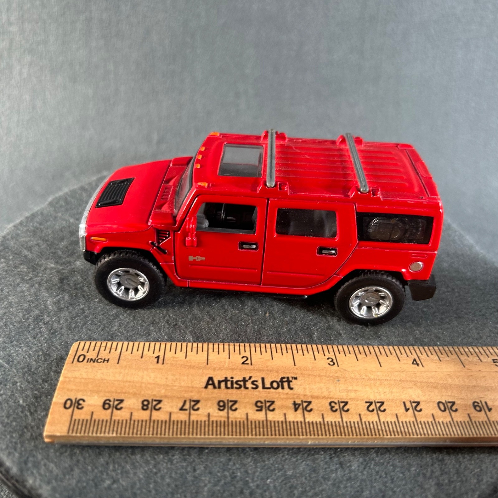 Kinsmart 2008 Hummer H2 SUV Red Diecast Vehicle Scale 1/40 Kintoy