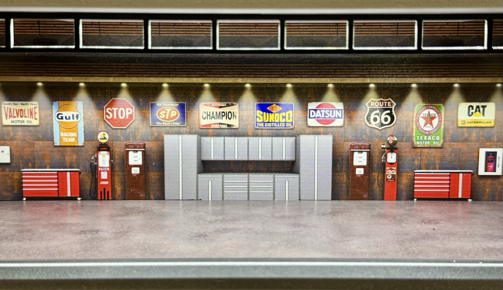 Classic Patina Theme FOR Hot Wheels 1:64 Model Diorama Garage LED Lighting!