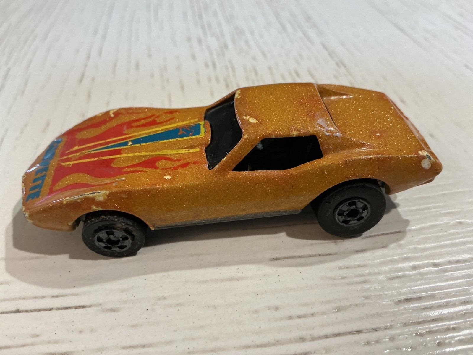 Pre owned 14 piece Die Cast car collection/ Various Years, Makes & Models