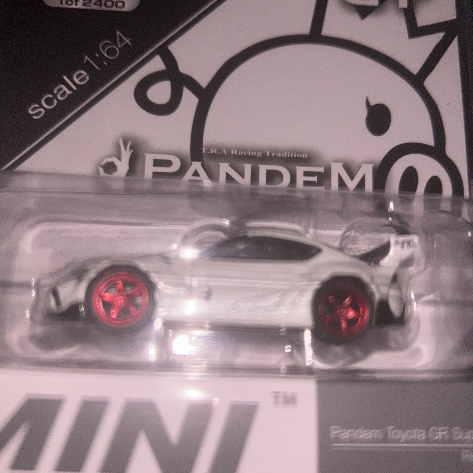 Mini GT #424 Pandem Toyota GR Supra V1.0 Pearl White