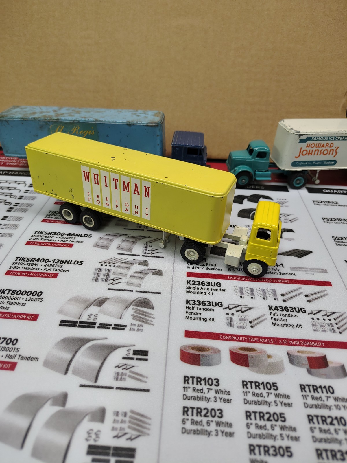 winross 1/64 diecast tractor trailer/semi vintage Whitman freight company