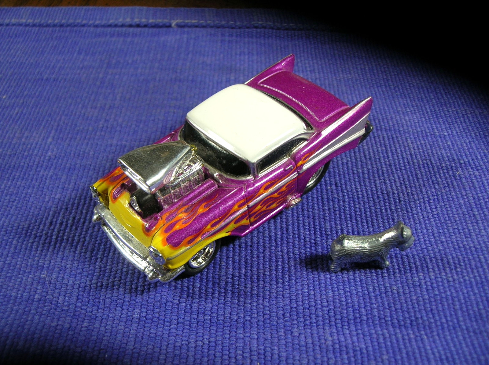 Muscle Machines 57 Chevy Bel Air Purple/White w/Flames 1957 Chevy 3″ long