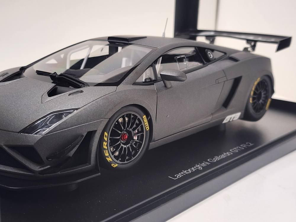 AUTOart 1:18 diecast cars: Lamborghini Galardo GT3, color: gray
