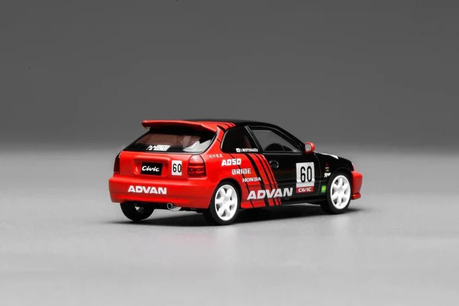 Motorhelix 1/64 Honda Civic Type R (EK9) Red-Black Livery