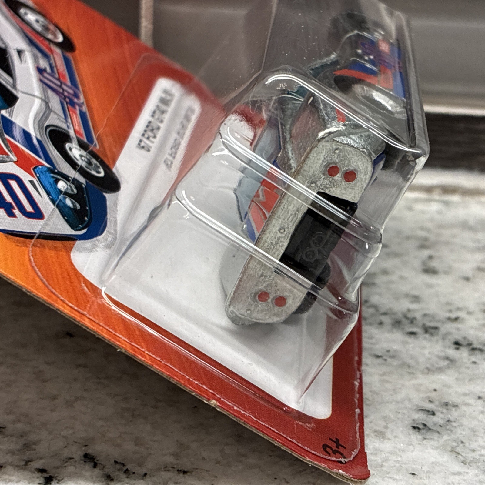🔥🛞HOT WHEELS *WHEEL ERROR* The Hot Ones ’67 FORD GT40 Mk.IV Silver 6/8 Mk IV