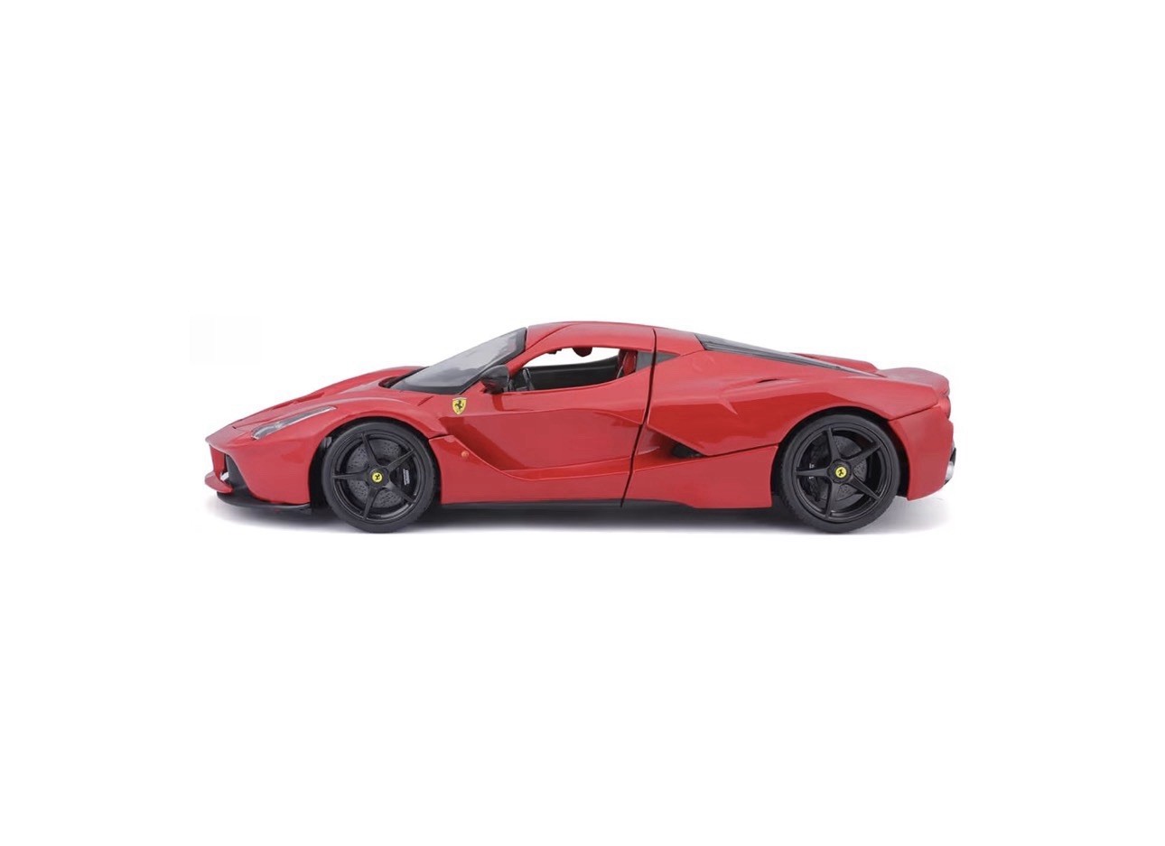 La Ferrari 1:18 Maisto Diecast Special Edition Red Model Car with Stand