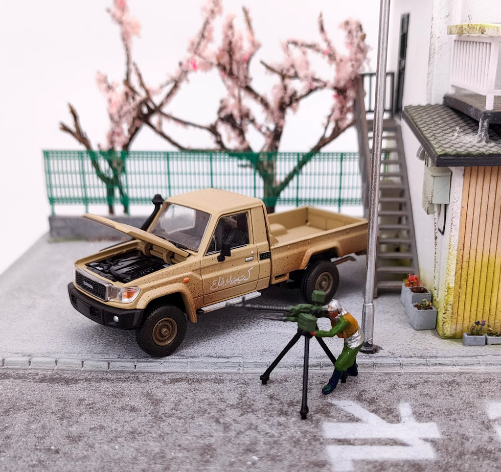 HF 1:64 Brown Military LC79 J70 Single Cab Pickup Model Diecast Metal Car