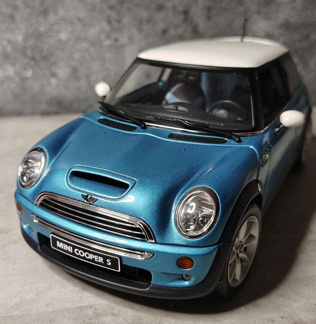 AUTOart 1/18 Mini Cooper