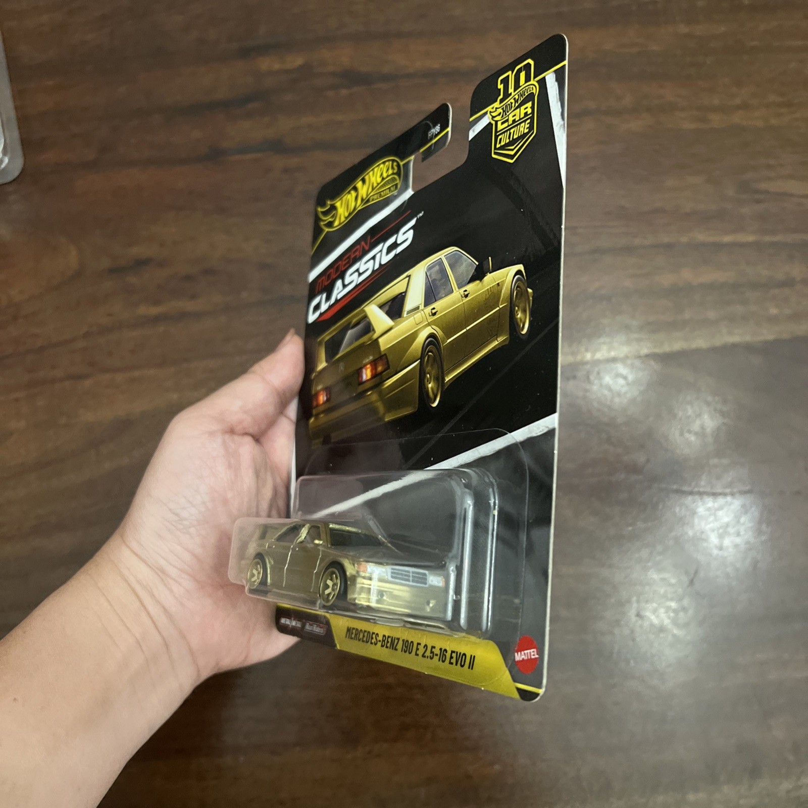 Hot Wheels Modern Classics Mercedes Benz 190E Chase BM1 in Protector