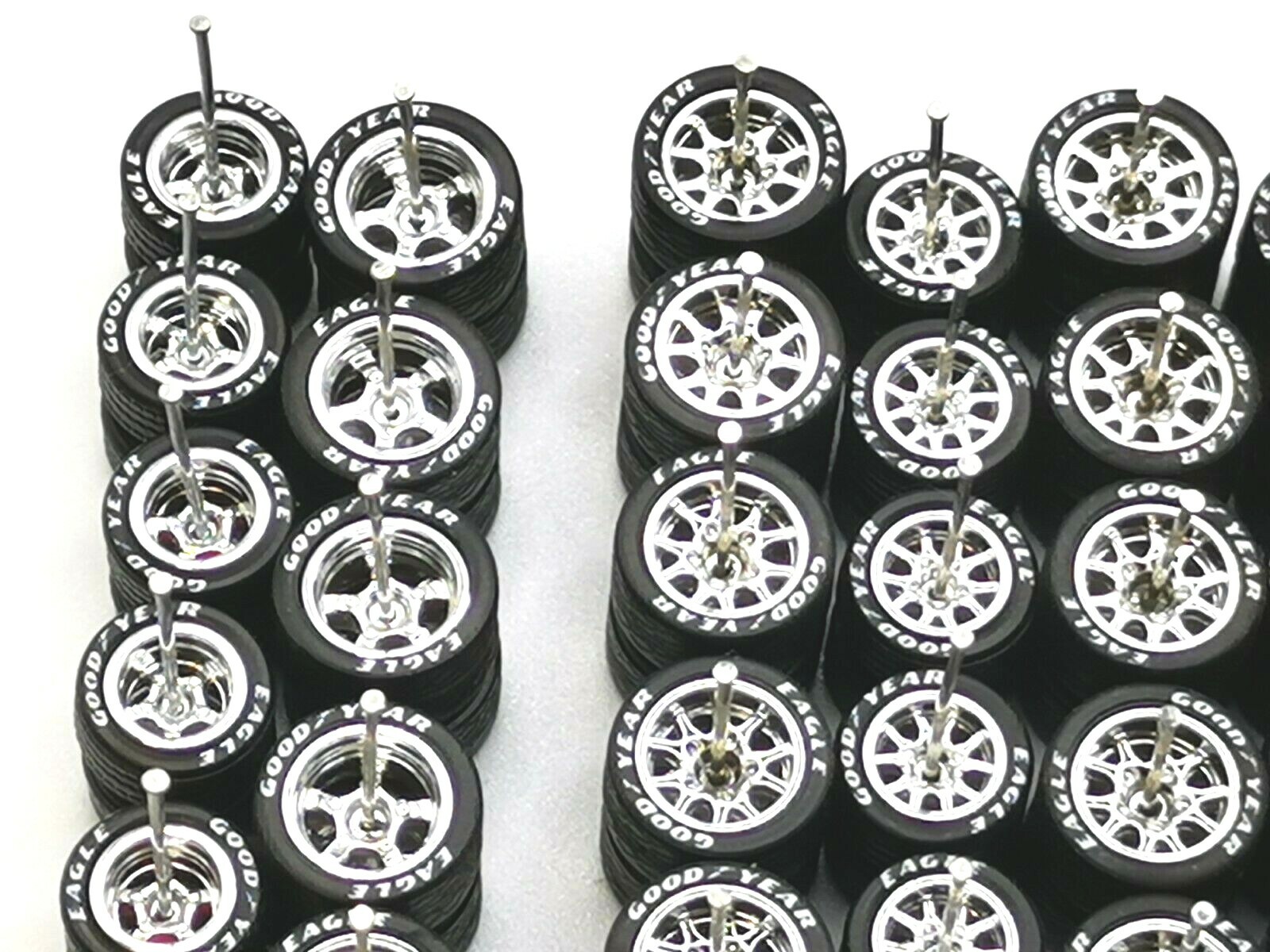 Hot Wheels ✨ GOOD YEAR ✨ 3 DESIGNS Rubber Tire 20 sets Chrome Colors 10/12 MM