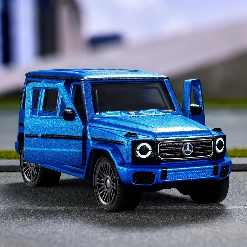 Mattel Creations Matchbox Collector Mercedes-Benz G580 With EQ Technology