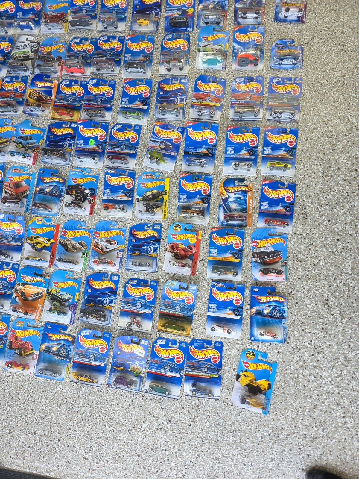 380 Hot Wheels Diecast Car Lot Mixed Collection 1990s 2000s 2010s 2020s Cars