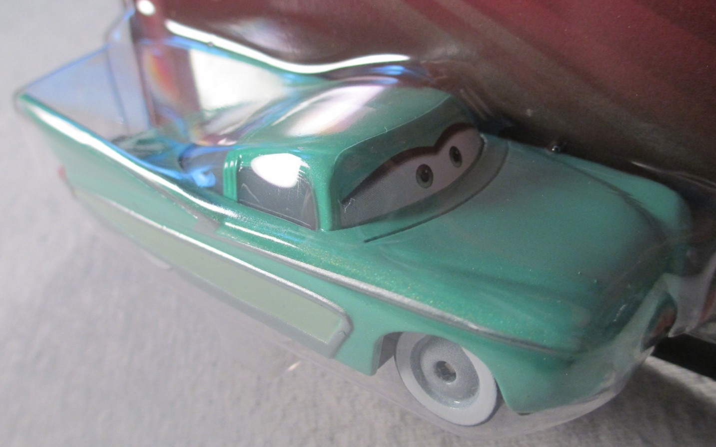 Flo – Sealed Metal die-cast – Disney Pixar Cars / Mattel